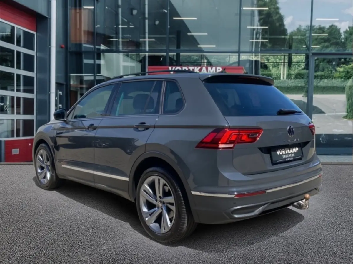 1.5 TSI DSG LIFE BUSINESS TREKHAAK/CAMERA/ACC/STOEL+STUURVERW