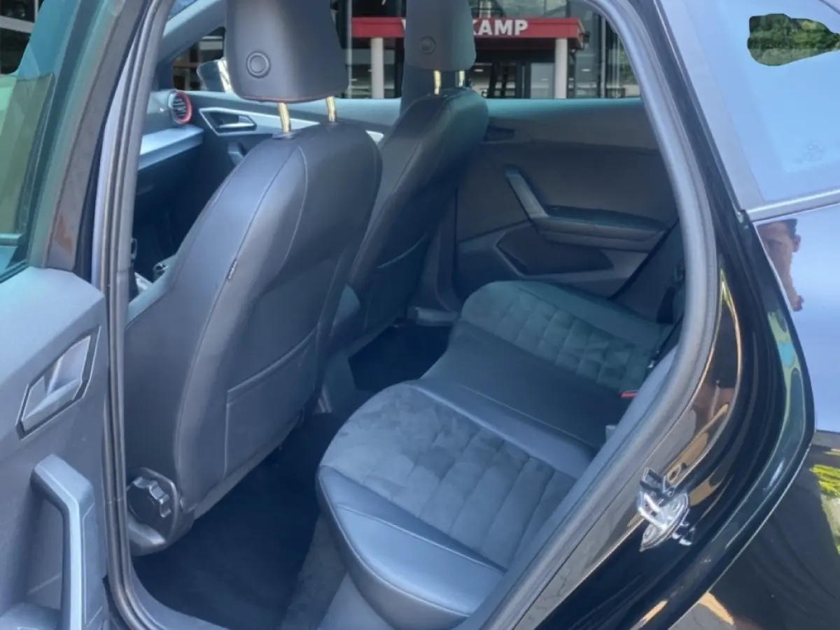 1.0 TSI FR TREKHAAK/ALCAN-LEDER/CAMERA/ACC/CLIMA/STOELVERW/CARPLAY