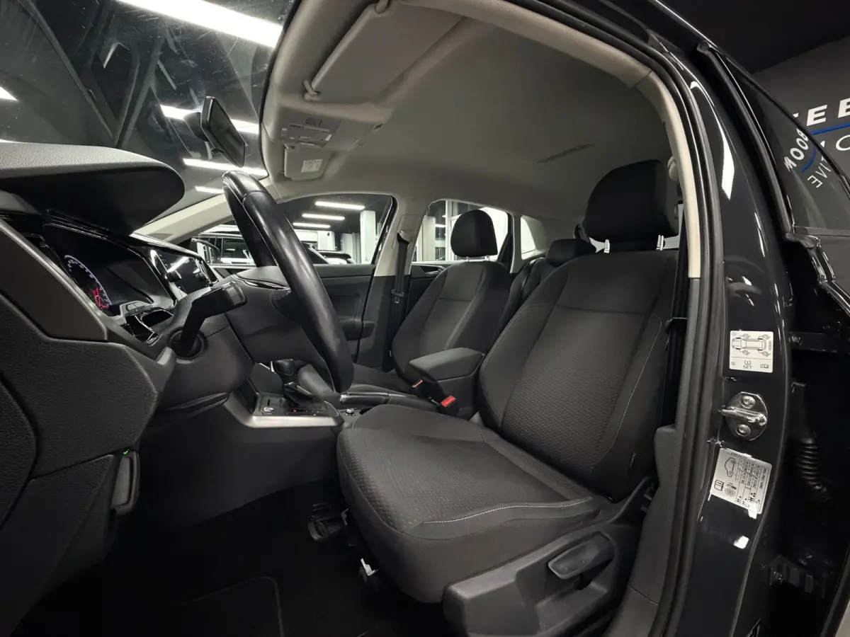 1.0 TSI | Cruise | Camera| Carplay | Keyless