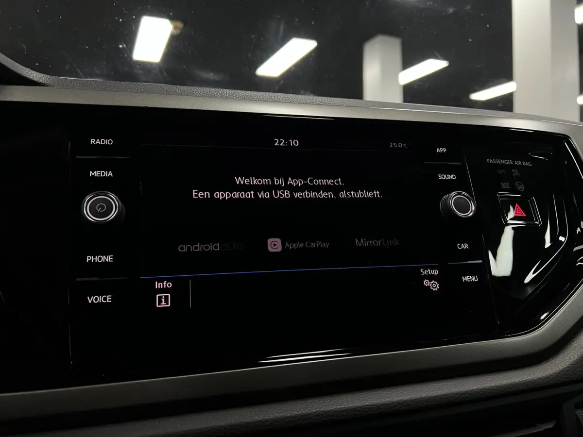 1.0 TSI | Cruise | Camera| Carplay | Keyless