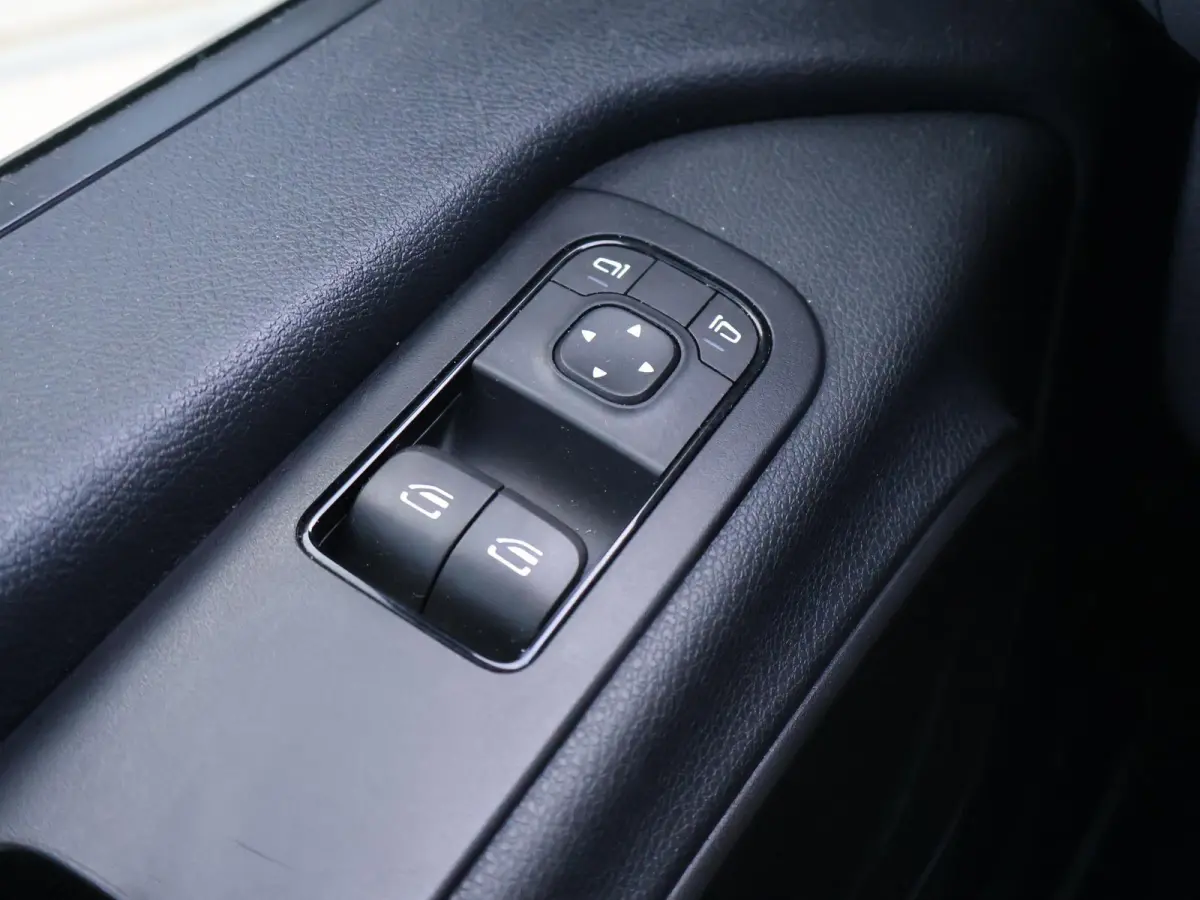 315 1.9 CDI 150 PK AUT9 L3H2 + LED | CAMERA | NAVIGATIE | CARPLAY | PDC | CRUISE | MF STUUR
