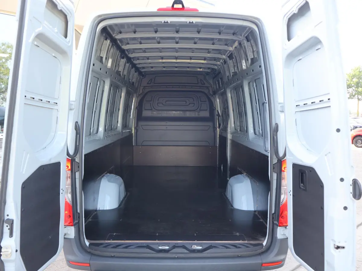 315 1.9 CDI 150 PK AUT9 L3H2 + LED | CAMERA | NAVIGATIE | CARPLAY | PDC | CRUISE | MF STUUR