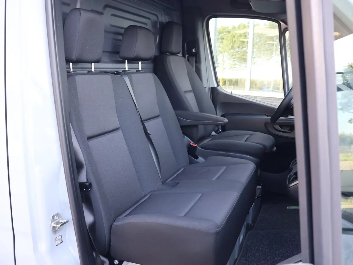315 1.9 CDI 150 PK AUT9 L3H2 + LED | CAMERA | NAVIGATIE | CARPLAY | PDC | CRUISE | MF STUUR