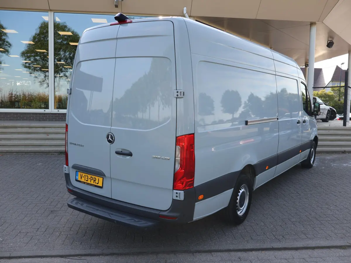 315 1.9 CDI 150 PK AUT9 L3H2 + LED | CAMERA | NAVIGATIE | CARPLAY | PDC | CRUISE | MF STUUR