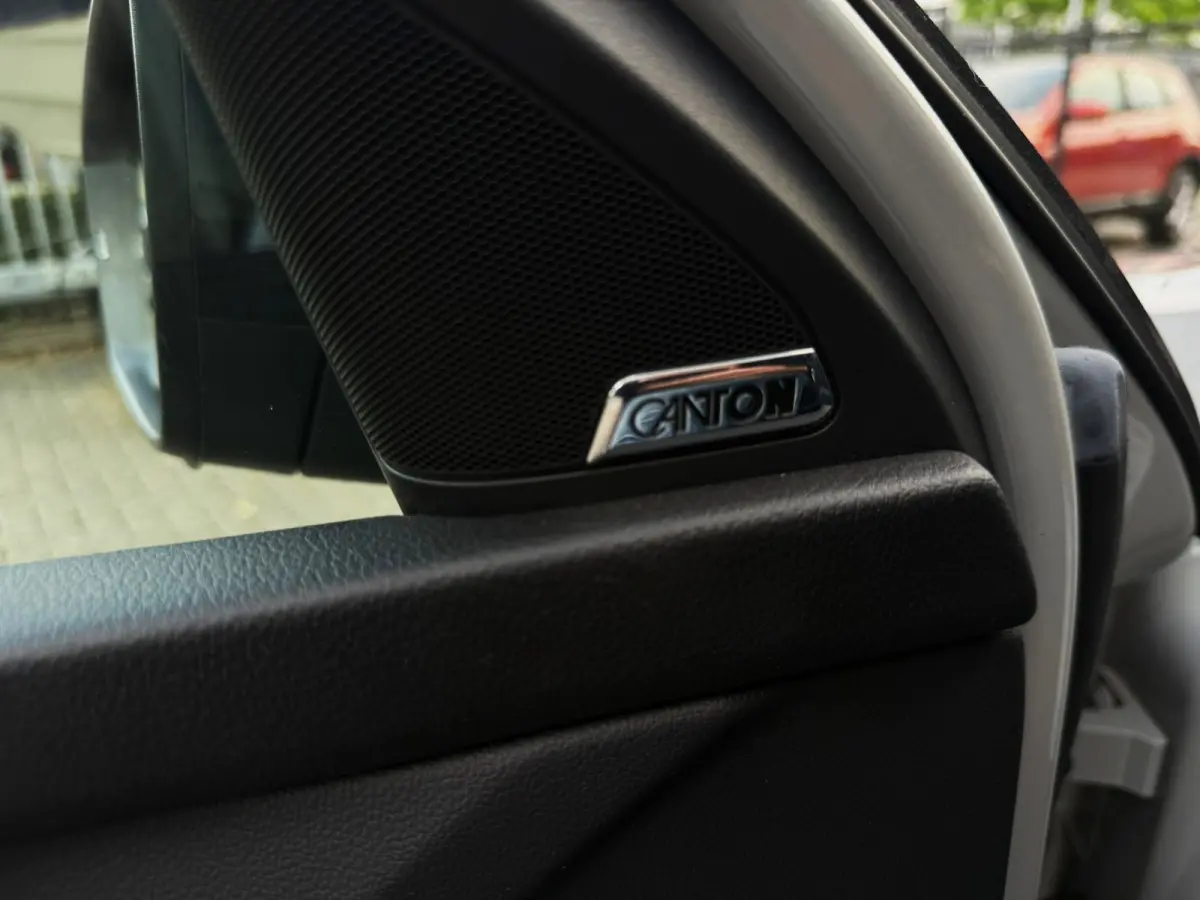 2.0 TSI RS 245PK Business|Virtuel Cockpit|Navi|AUT|Alcantara|Full Led|StoelVW|Carbon|SfeerVL|Camera|CANTON|PDC