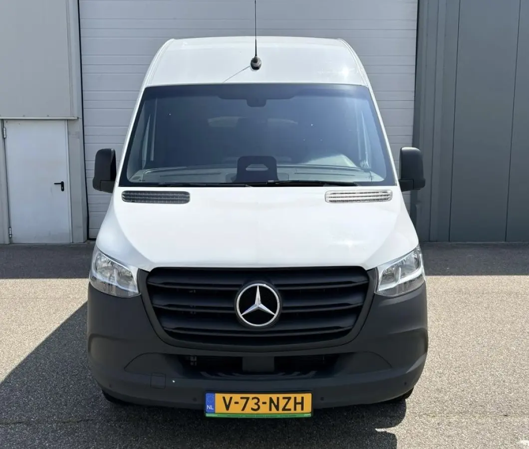 317 1.9 CDI L3H2 RWD