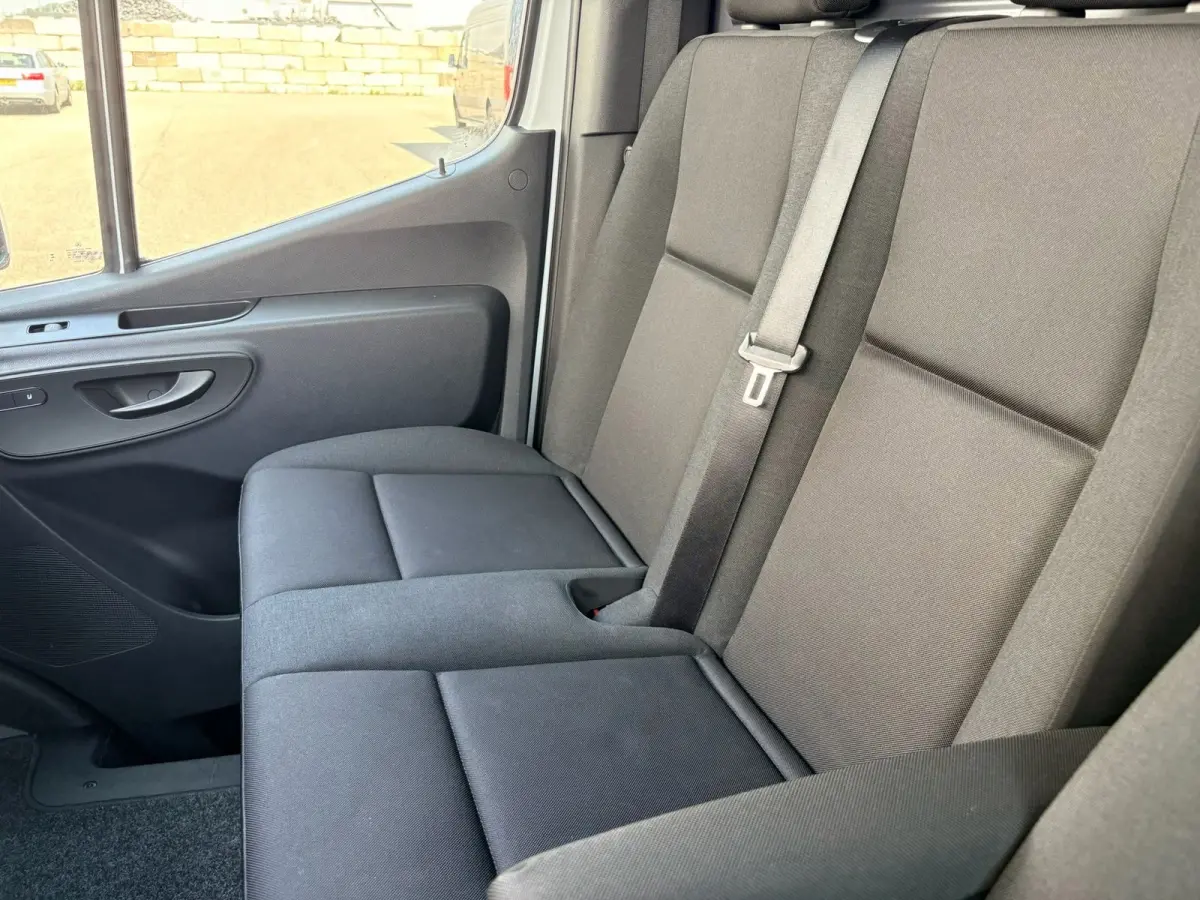 317 1.9 CDI L3H2 RWD