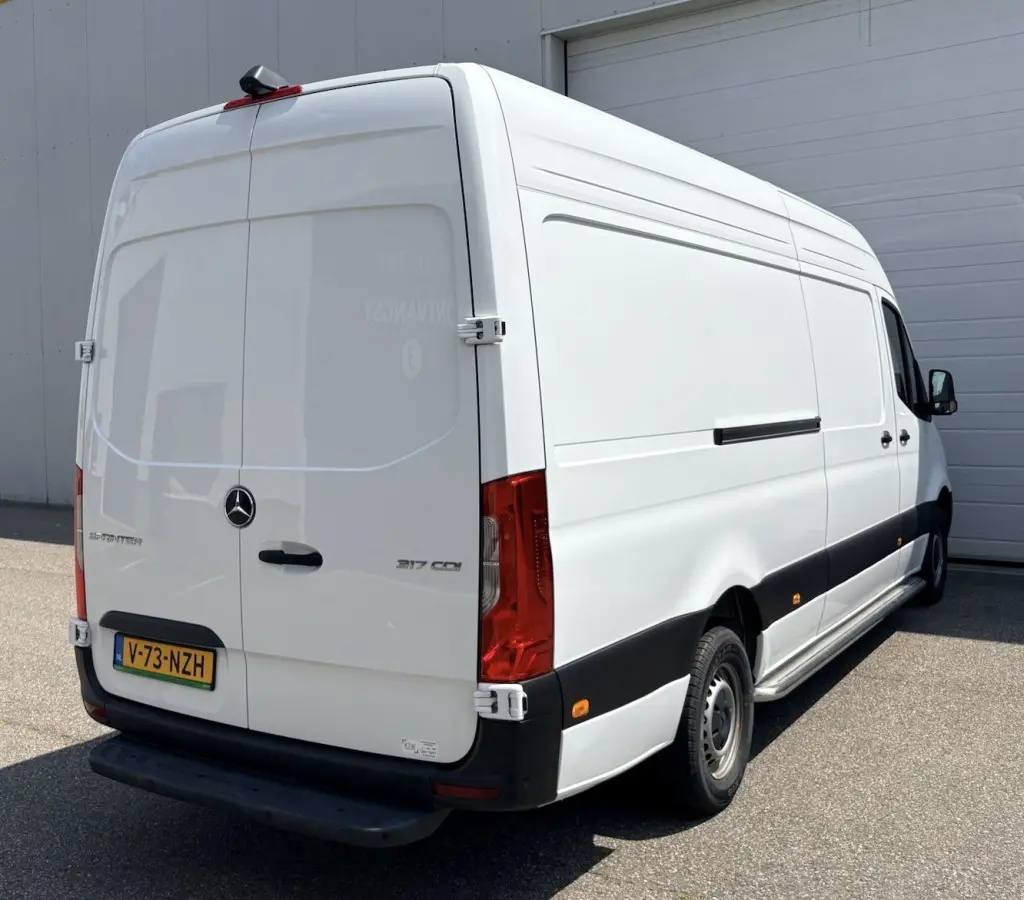 317 1.9 CDI L3H2 RWD