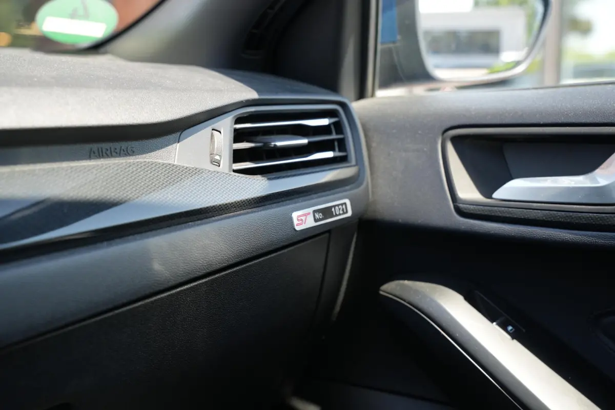 2.3 EcoBoost ST-X Panorama dak 280PK