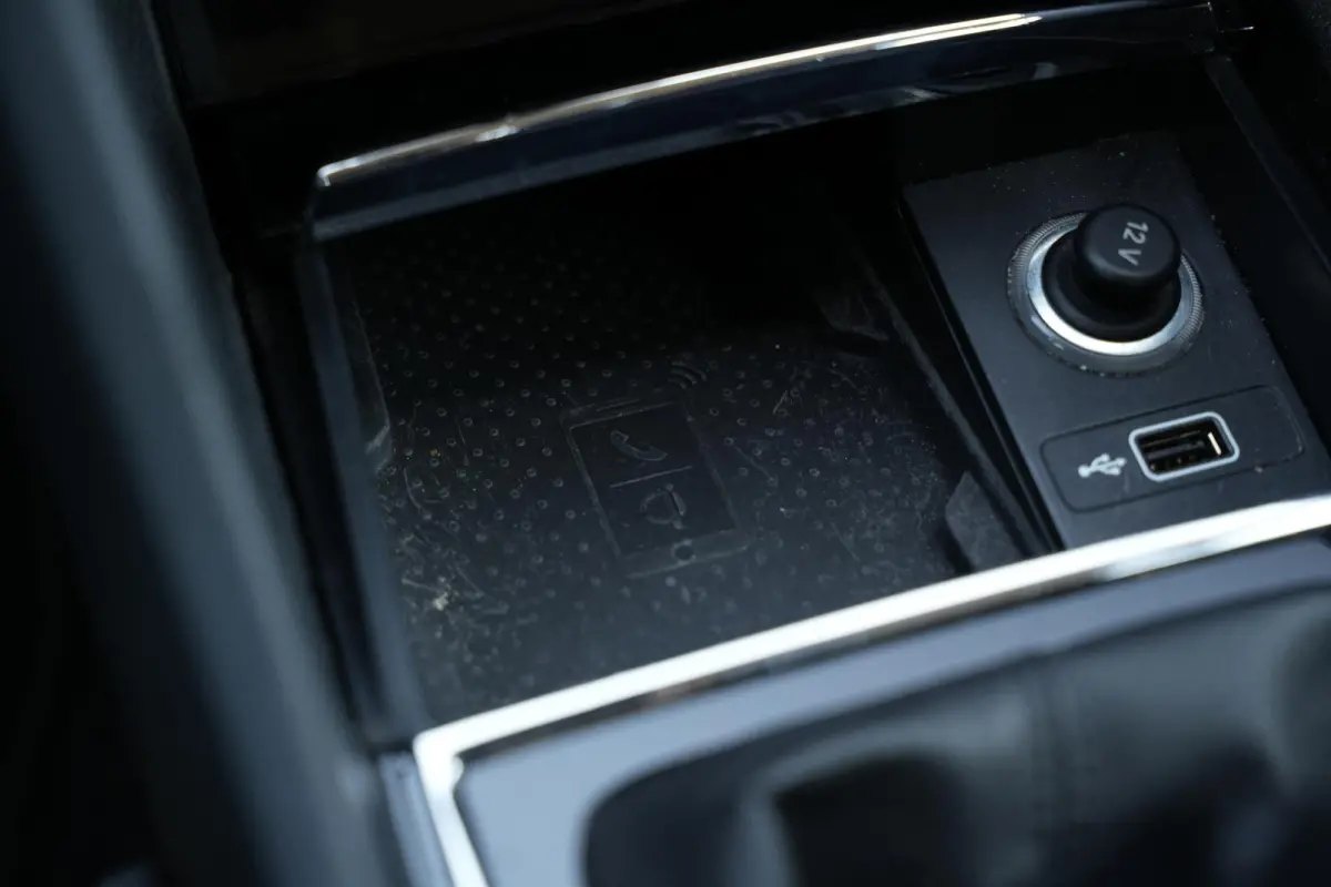 1.0 TSI Business Edition