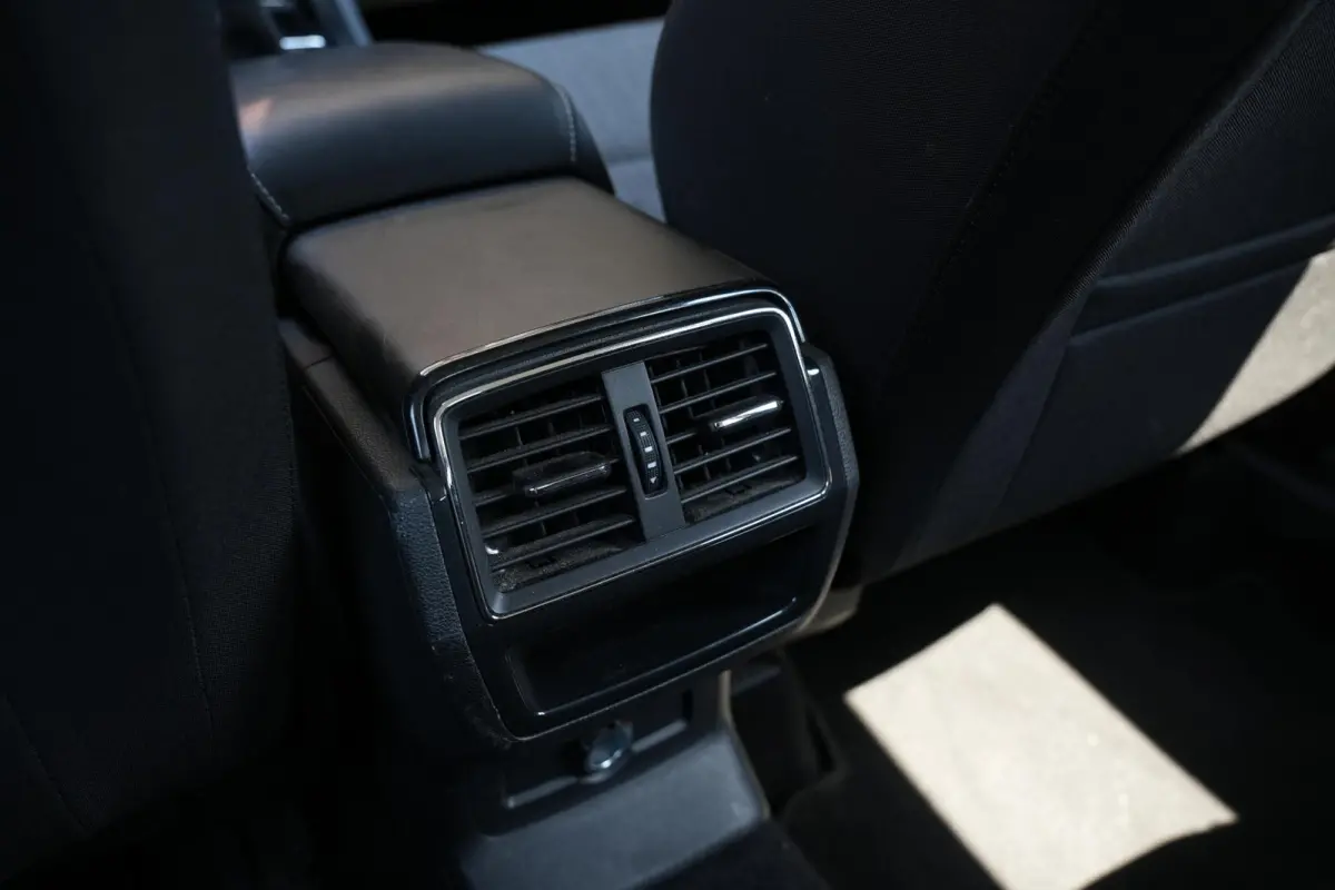 1.0 TSI Business Edition
