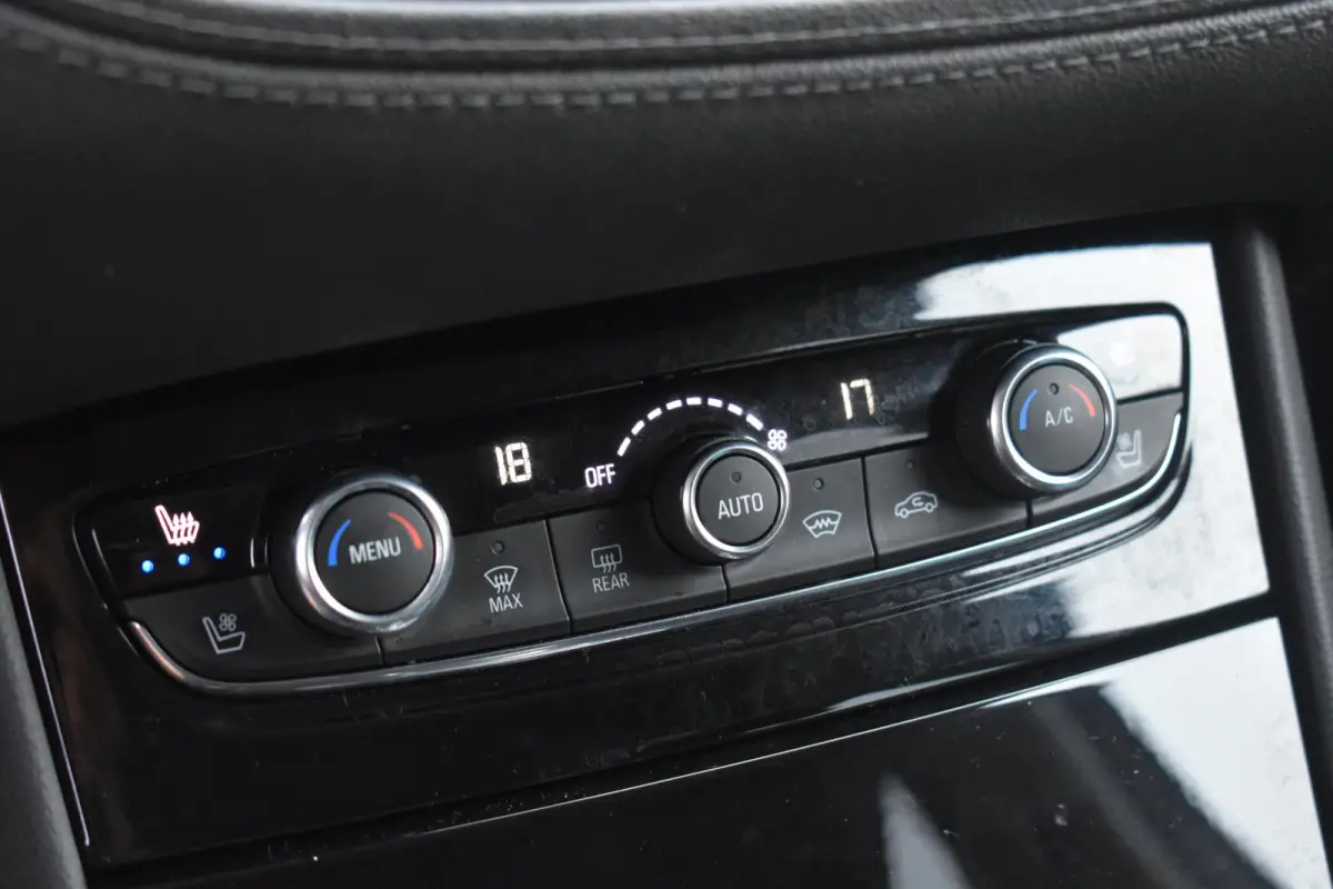 1.6 Turbo Hybrid4 Innovation Keyless Stoelkoel Camera Lane 4WD