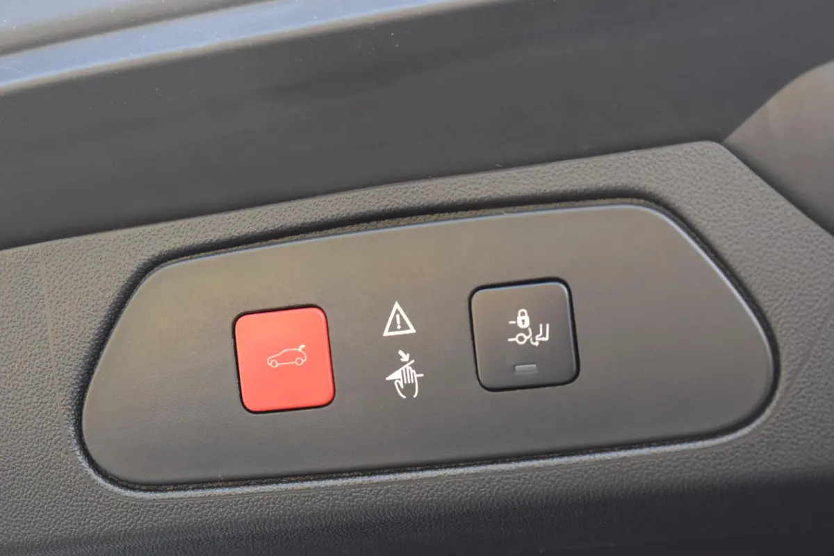 1.6 Turbo Hybrid4 Innovation Keyless Stoelkoel Camera Lane 4WD