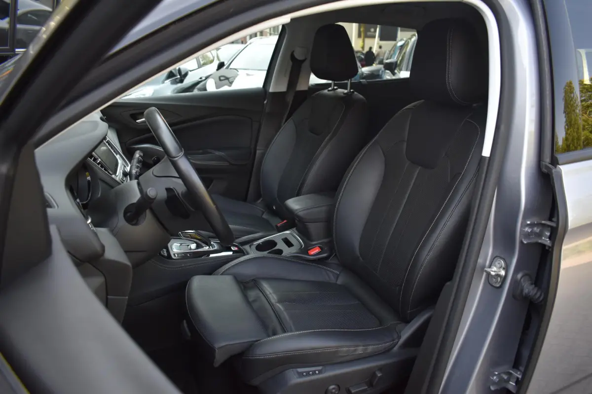 1.6 Turbo Hybrid4 Innovation Keyless Stoelkoel Camera Lane 4WD