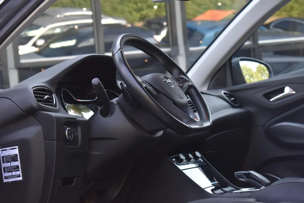 1.6 Turbo Hybrid4 Innovation Keyless Stoelkoel Camera Lane 4WD