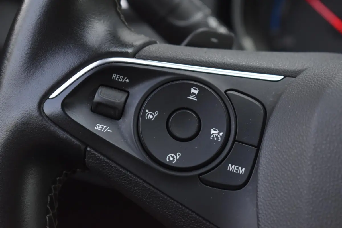 1.6 Turbo Hybrid4 Innovation Keyless Stoelkoel Camera Lane 4WD