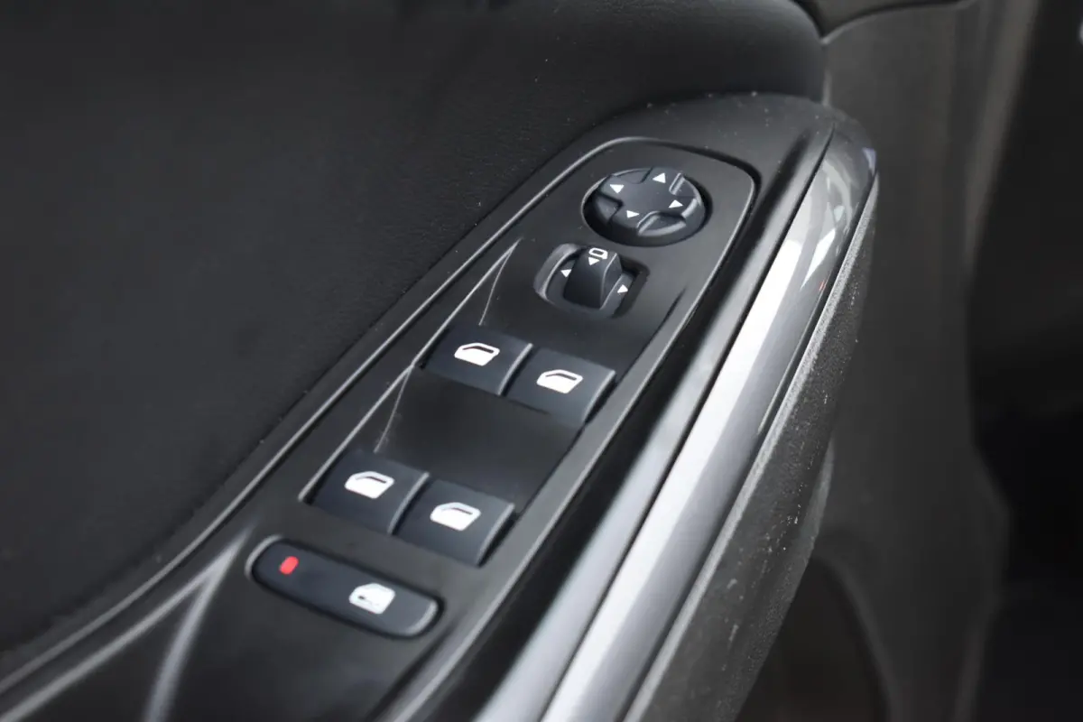 1.6 Turbo Hybrid4 Innovation Keyless Stoelkoel Camera Lane 4WD