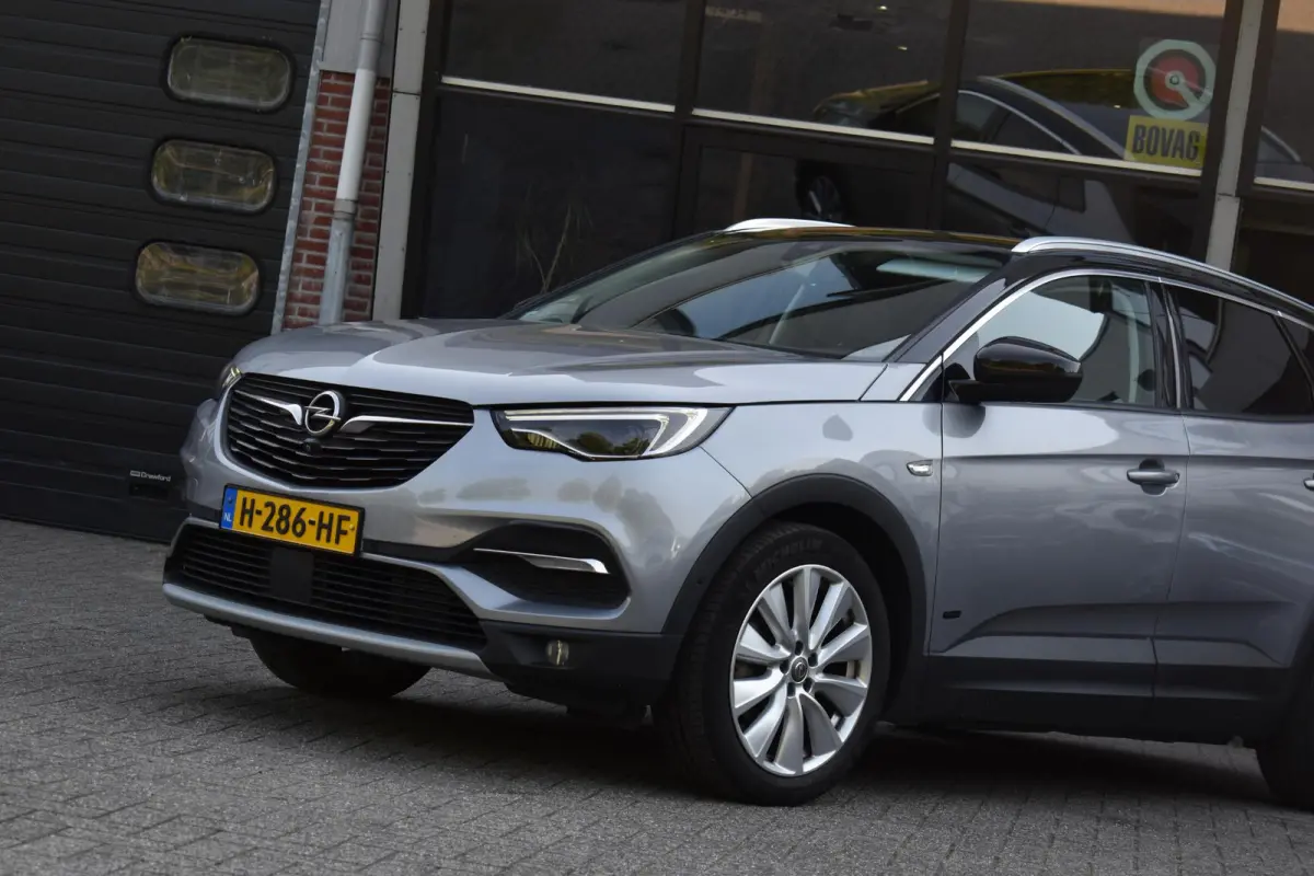 1.6 Turbo Hybrid4 Innovation Keyless Stoelkoel Camera Lane 4WD