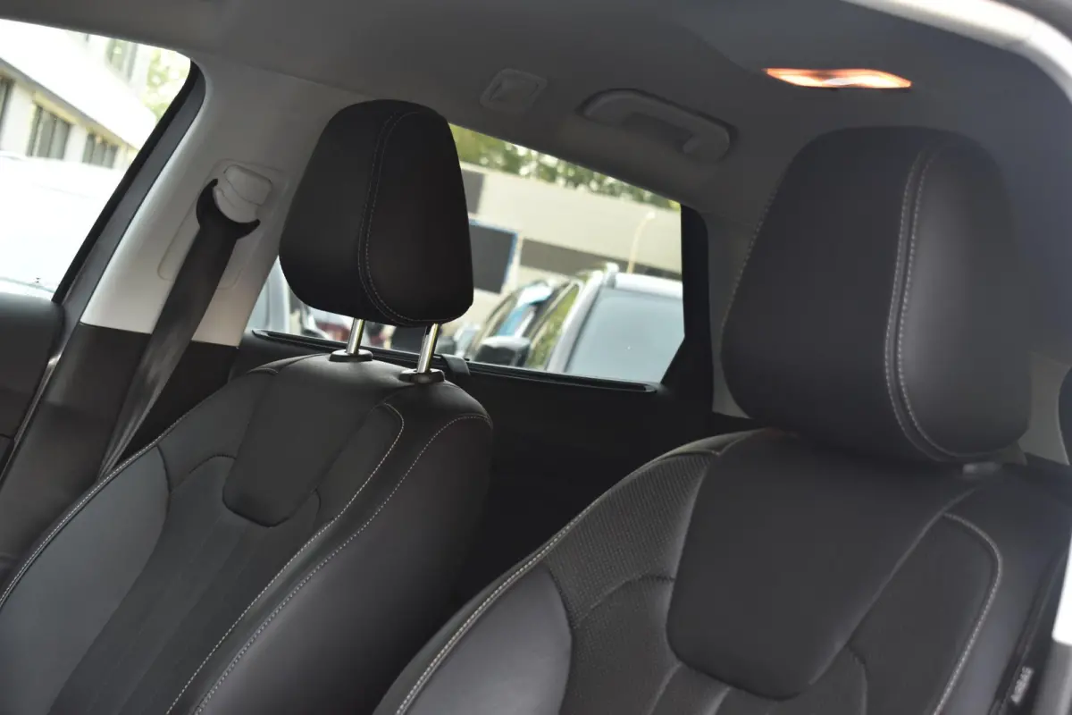 1.6 Turbo Hybrid4 Innovation Keyless Stoelkoel Camera Lane 4WD