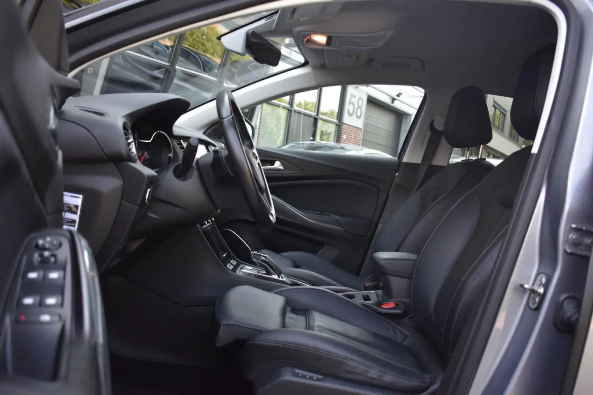 1.6 Turbo Hybrid4 Innovation Keyless Stoelkoel Camera Lane 4WD
