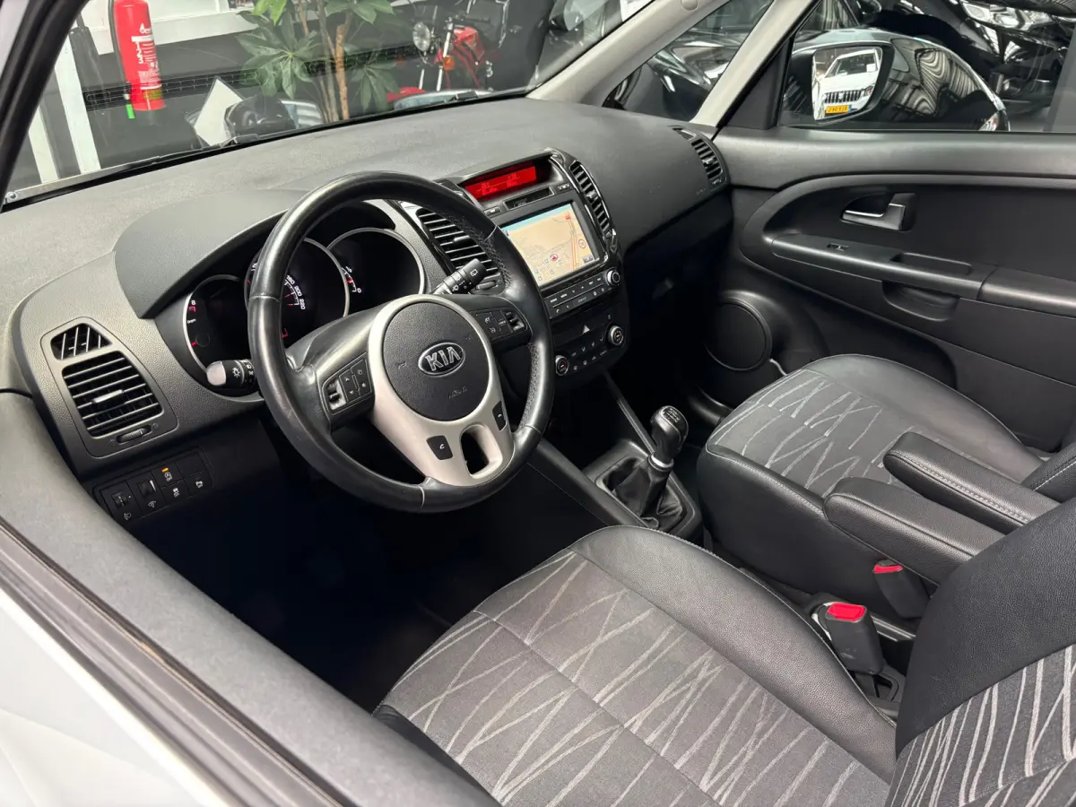 1.4 CVVT DynamicLine /Panorama Dak / Camera