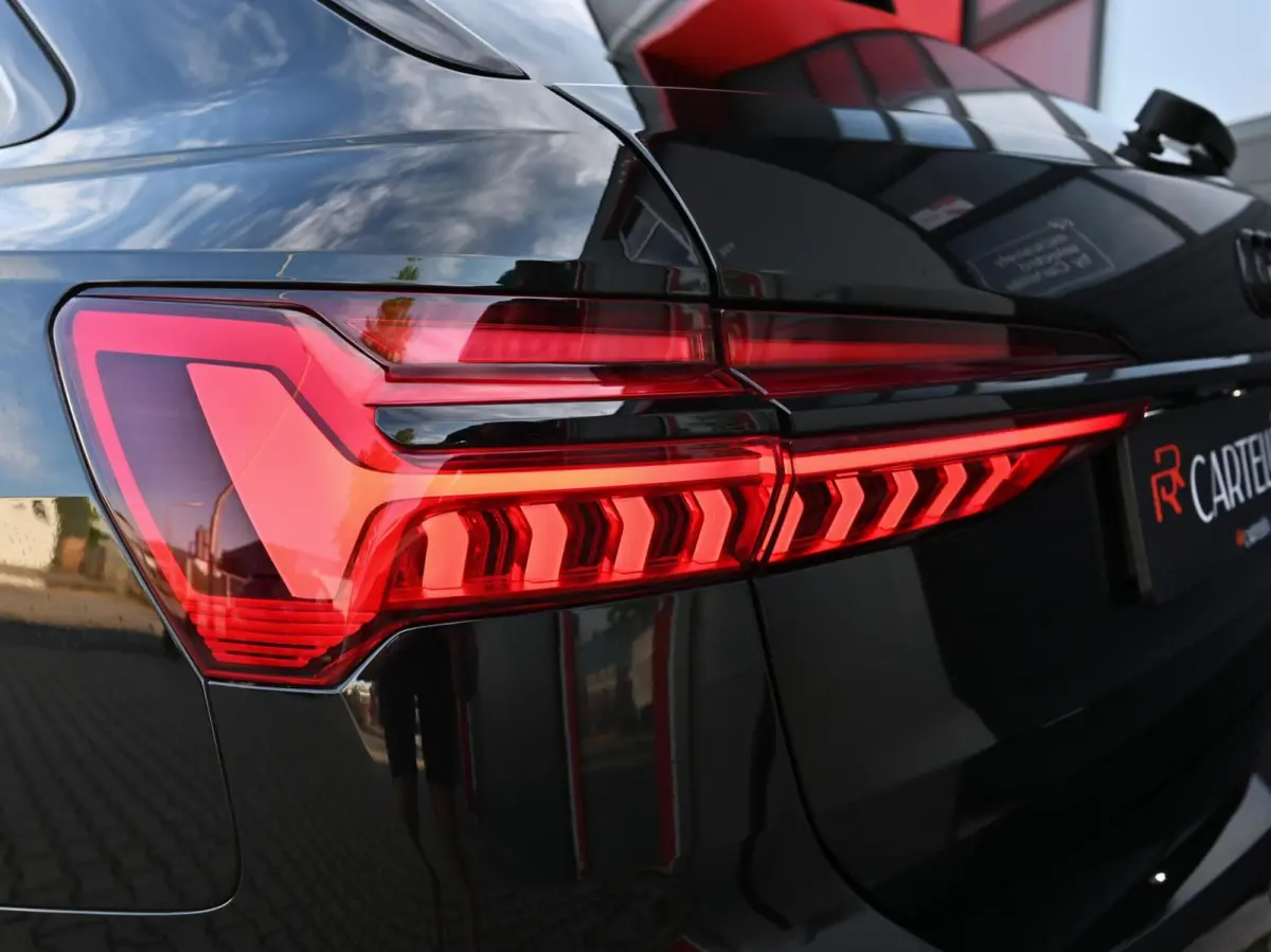 55 TFSI e quattro S-Line Competition 367PK | Pano | Trekhaak | Memory | Alcantara | Camera | ACC | Carplay | Lane Assist | Afgevlakt Stuur | Stoelverwarming | Matrix Led | Originele 20'' | K