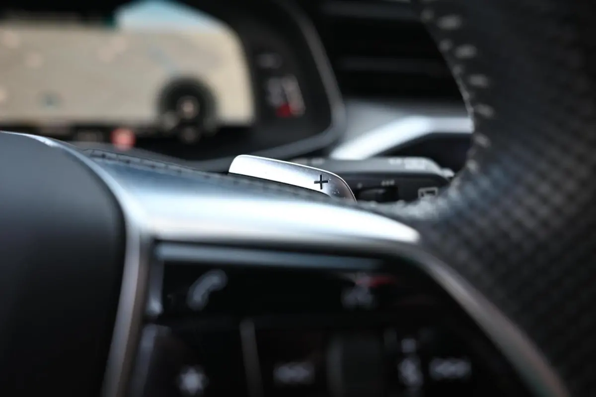 55 TFSI e quattro S-Line Competition 367PK | Pano | Trekhaak | Memory | Alcantara | Camera | ACC | Carplay | Lane Assist | Afgevlakt Stuur | Stoelverwarming | Matrix Led | Originele 20'' | K