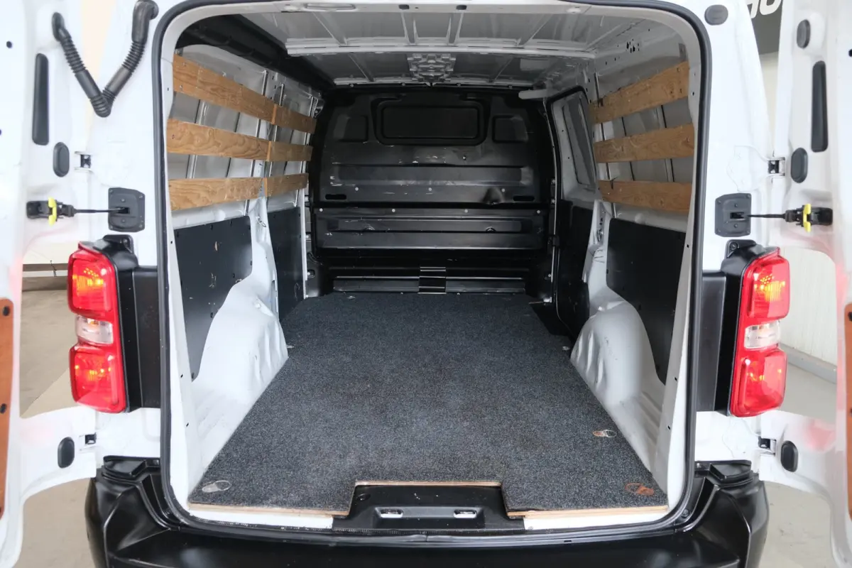 1.5 CDTI L2H1 Edition - N.A.P. Airco, Cruise, Camera, Carplay, PDC, Trekhaak.