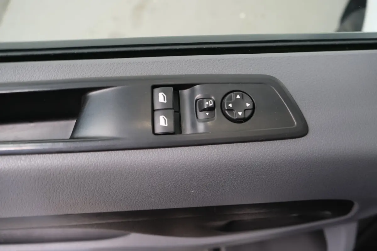 1.5 CDTI L2H1 Edition - N.A.P. Airco, Cruise, Camera, Carplay, PDC, Trekhaak.