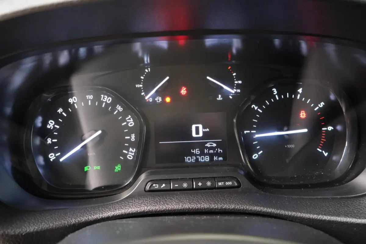 1.5 CDTI L2H1 Edition - N.A.P. Airco, Cruise, Camera, Carplay, PDC, Trekhaak.