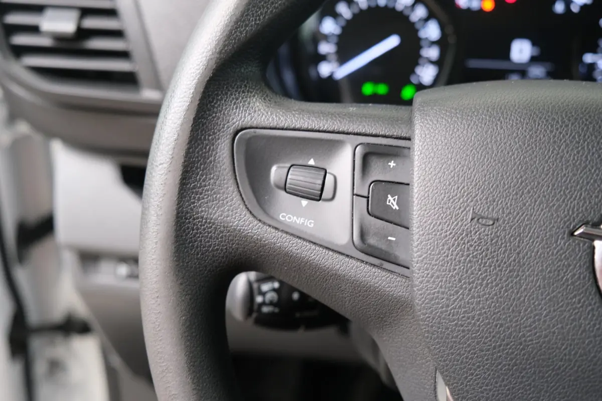 1.5 CDTI L2H1 Edition - N.A.P. Airco, Cruise, Camera, Carplay, PDC, Trekhaak.