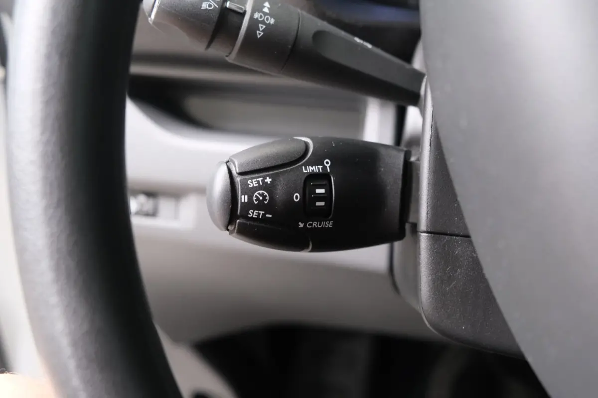 1.5 CDTI L2H1 Edition - N.A.P. Airco, Cruise, Camera, Carplay, PDC, Trekhaak.