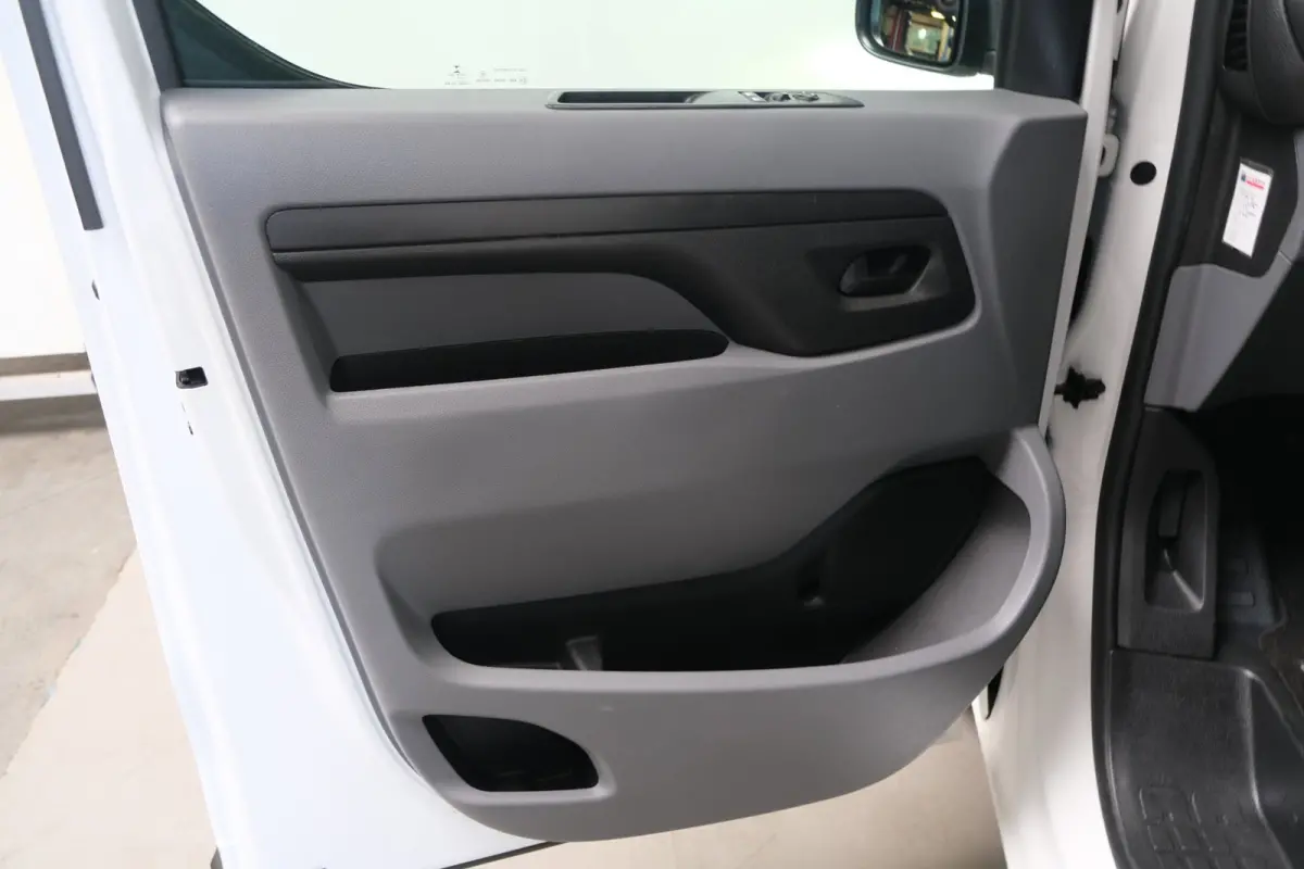 1.5 CDTI L2H1 Edition - N.A.P. Airco, Cruise, Camera, Carplay, PDC, Trekhaak.
