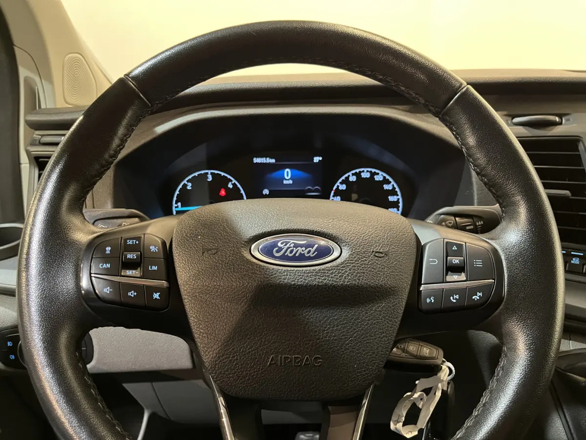 280 2.0 TDCI L1H1 Trend 130 PK / Servicebus / Sortimo Inrichting / Euro 6 / Airco / Camera / CarPlay / Cruise Control Adap. / Navigatie / Klep / 3-Zits / 55.000 KM !!