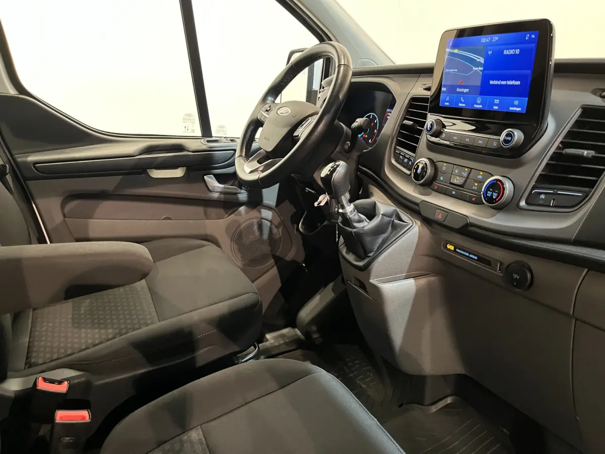 280 2.0 TDCI L1H1 Trend 130 PK / Servicebus / Sortimo Inrichting / Euro 6 / Airco / Camera / CarPlay / Cruise Control Adap. / Navigatie / Klep / 3-Zits / 55.000 KM !!