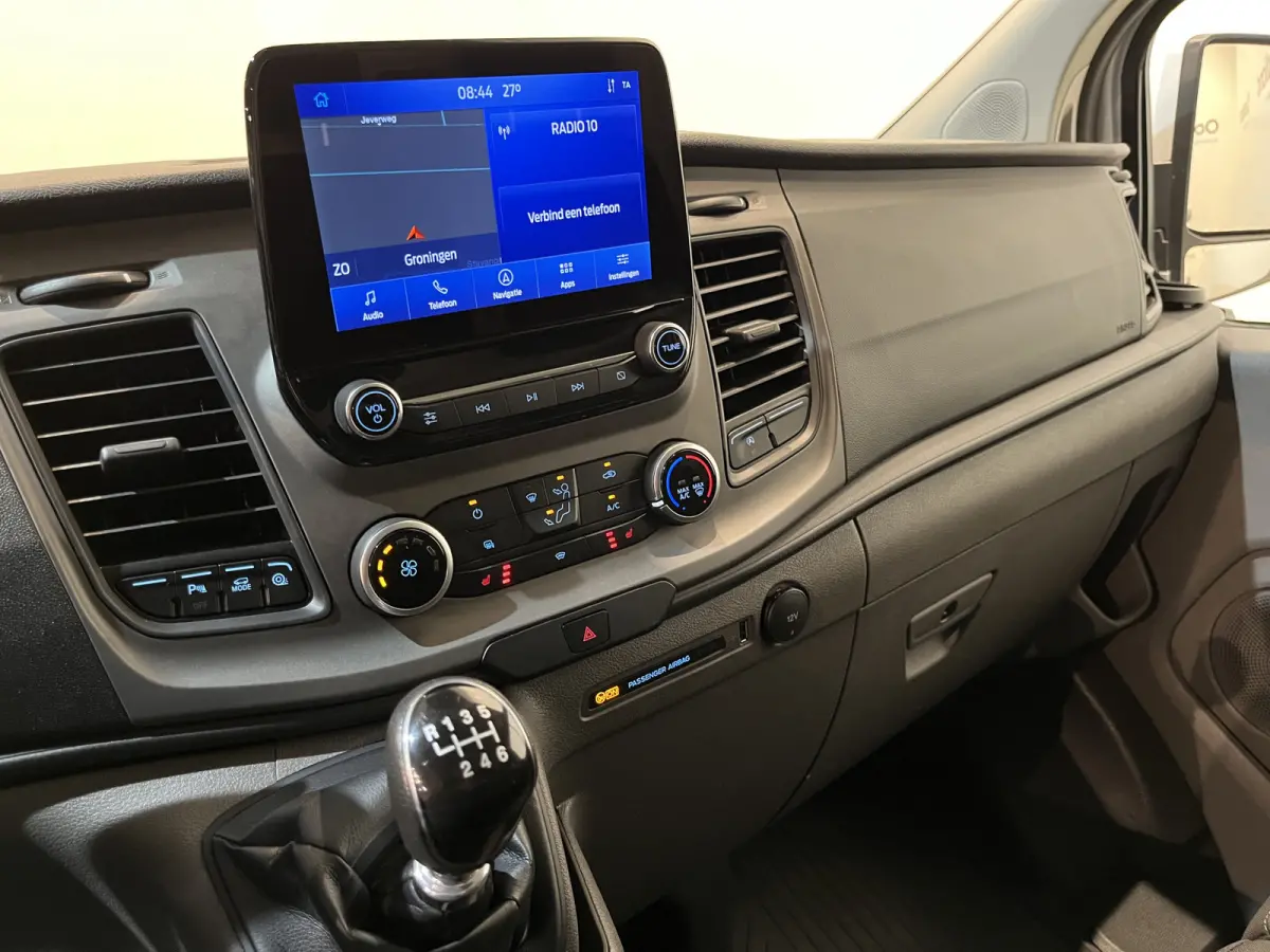 280 2.0 TDCI L1H1 Trend 130 PK / Servicebus / Sortimo Inrichting / Euro 6 / Airco / Camera / CarPlay / Cruise Control Adap. / Navigatie / Klep / 3-Zits / 55.000 KM !!