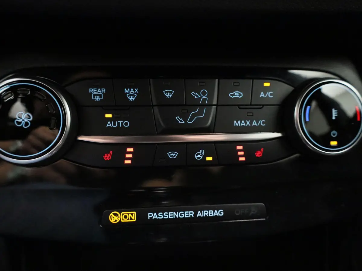 1.0i Ecoboost mHEV 92kW ST-Line X | Adaptive Cruise | Stoel/stuur voorruit verwarming | B&O