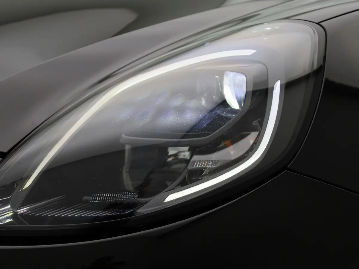 1.0i Ecoboost mHEV 92kW ST-Line X | Adaptive Cruise | Stoel/stuur voorruit verwarming | B&O