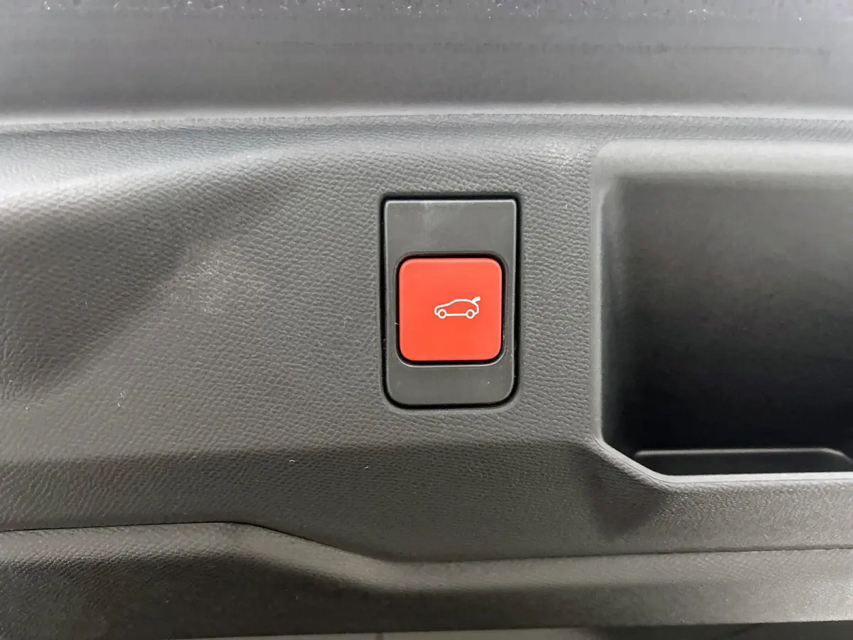 1.6 Plug-in Hybrid 225pk GT 7p Automaat | Schuif-/kanteldak | Elektrisch Verstelb. Bestuurdersstoel | Navigatie | Climate Control | 360 Camera | Matrix-LED | Stoelverwarming |
