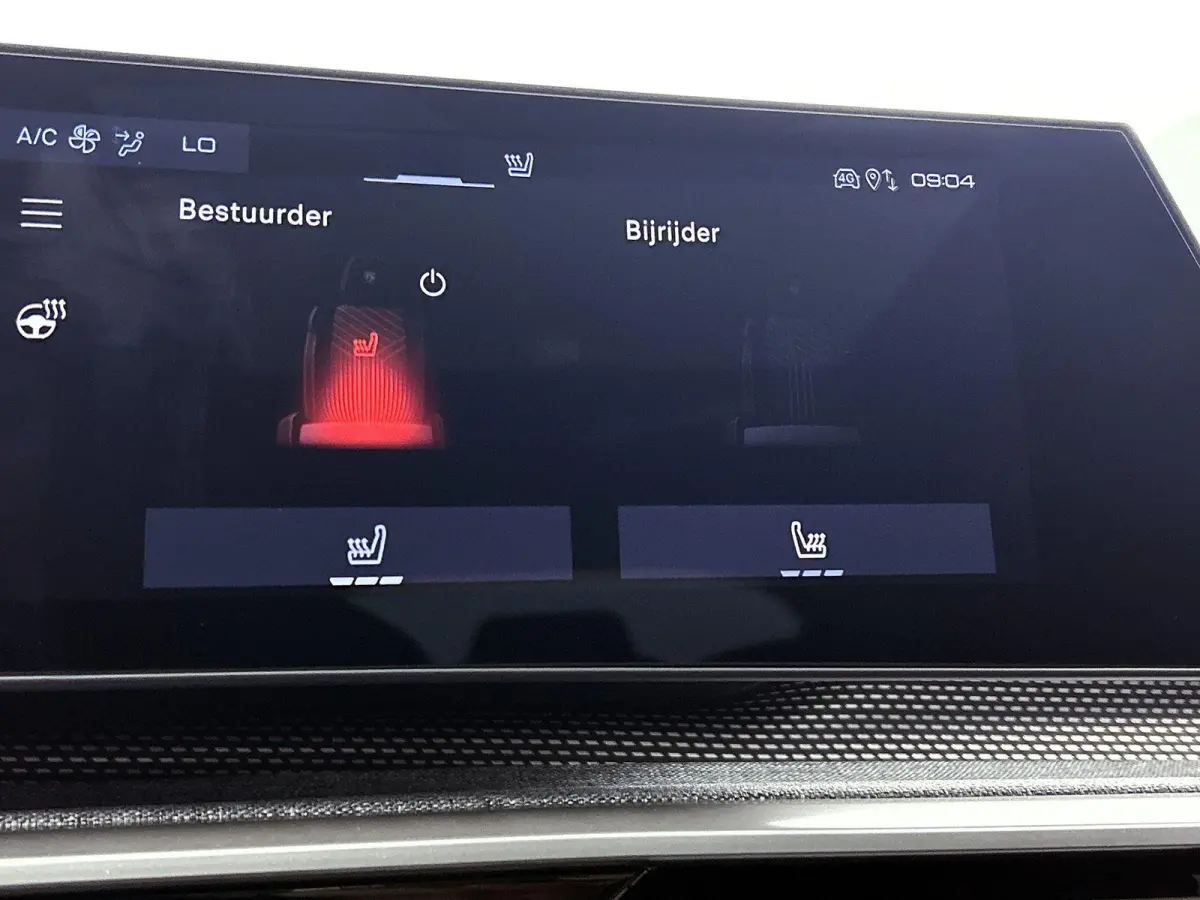 1.6 Plug-in Hybrid 225pk GT 7p Automaat | Schuif-/kanteldak | Elektrisch Verstelb. Bestuurdersstoel | Navigatie | Climate Control | 360 Camera | Matrix-LED | Stoelverwarming |