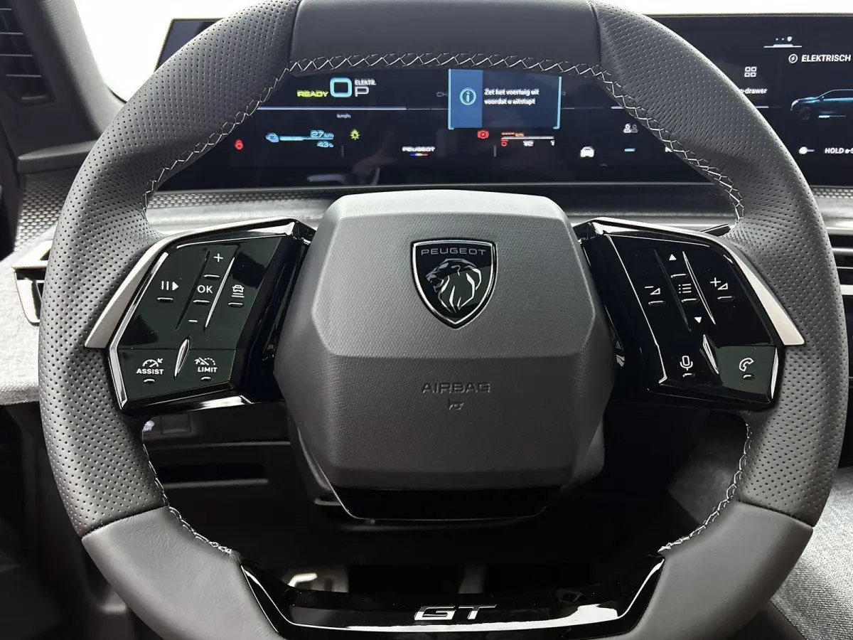1.6 Plug-in Hybrid 225pk GT 7p Automaat | Schuif-/kanteldak | Elektrisch Verstelb. Bestuurdersstoel | Navigatie | Climate Control | 360 Camera | Matrix-LED | Stoelverwarming |