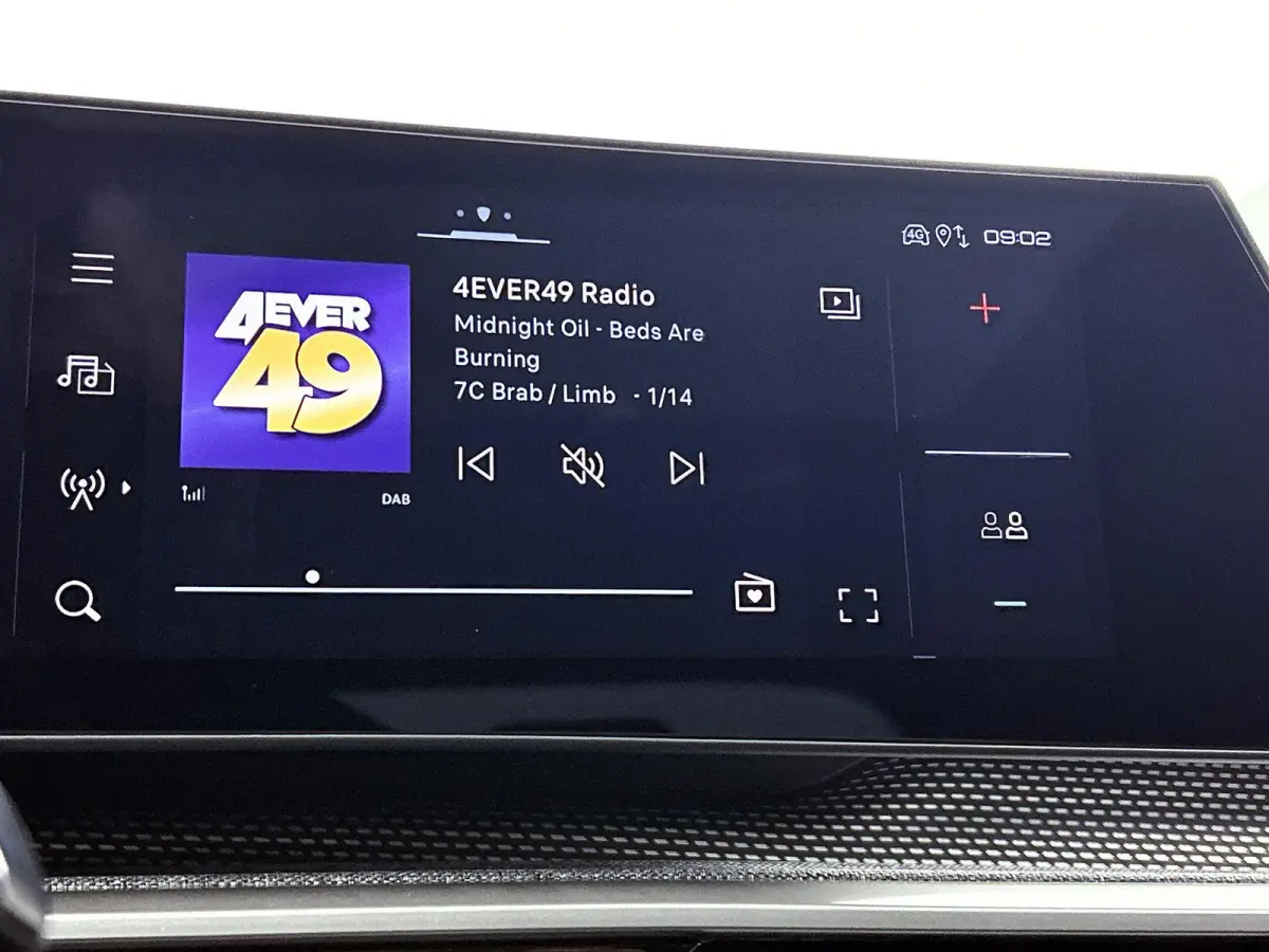 1.6 Plug-in Hybrid 225pk GT 7p Automaat | Schuif-/kanteldak | Elektrisch Verstelb. Bestuurdersstoel | Navigatie | Climate Control | 360 Camera | Matrix-LED | Stoelverwarming |