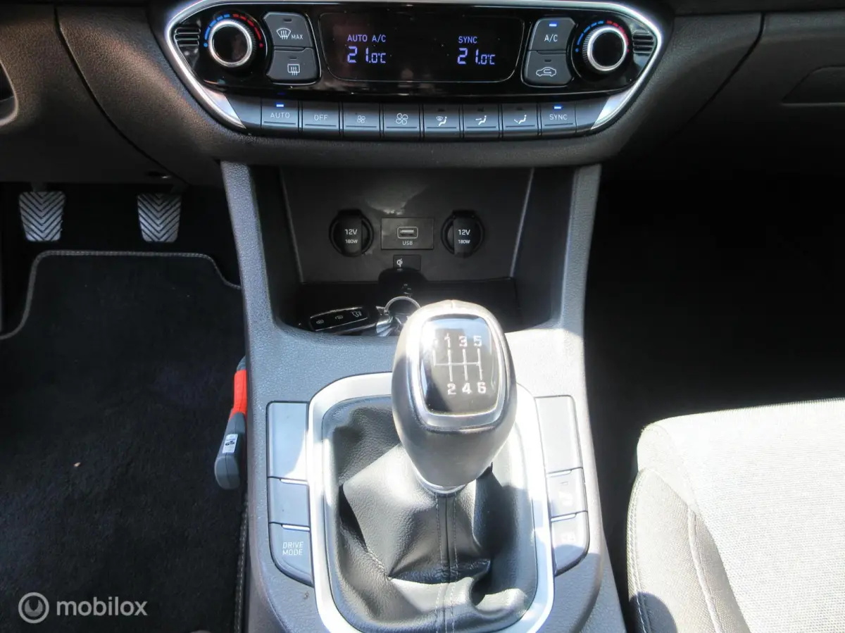 1.0 T-GDi MHEV Comfort Smart 73dkm Camera Carplay Org NL