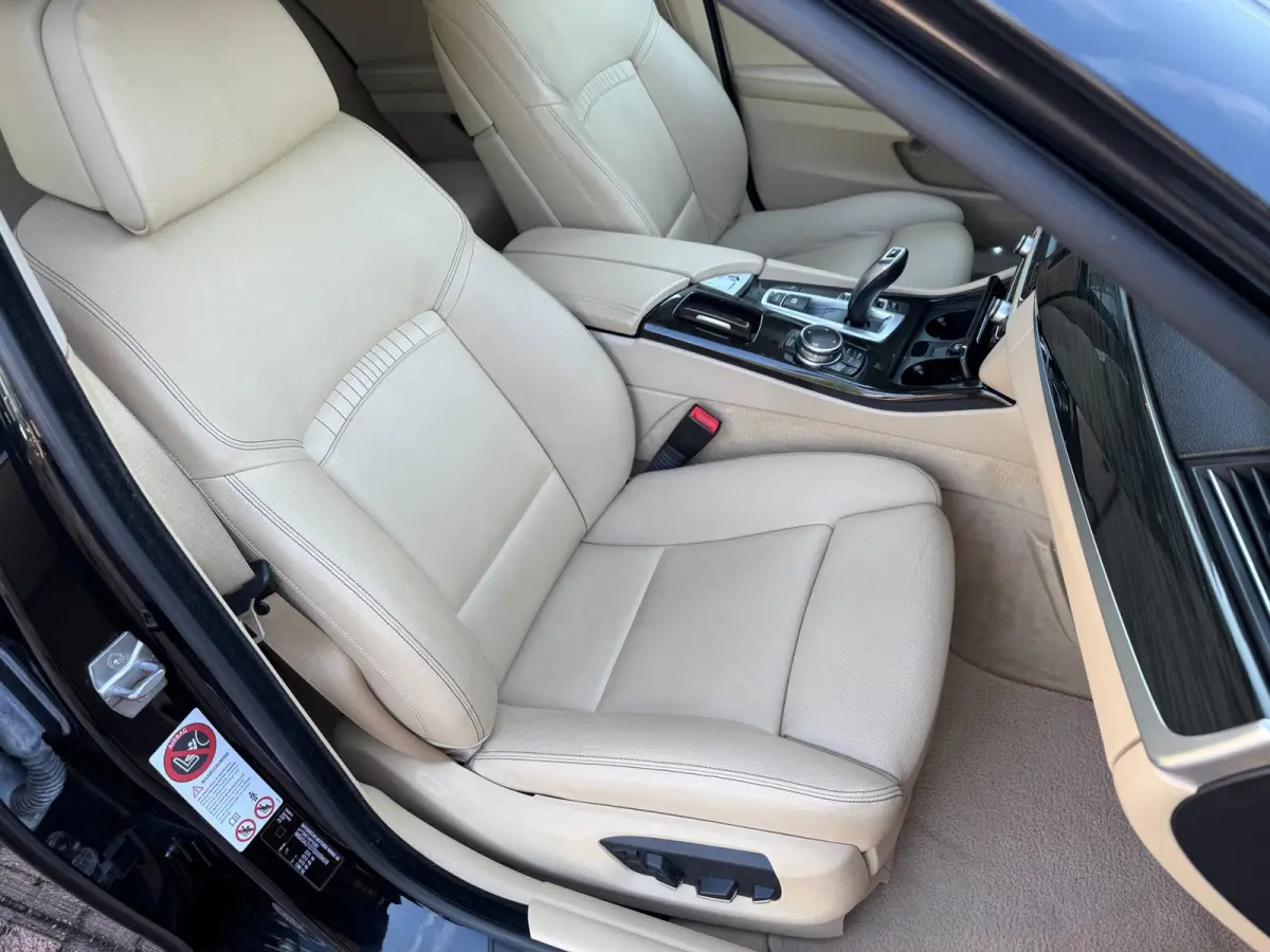 520i Luxury Edition AUTOMAAT!!