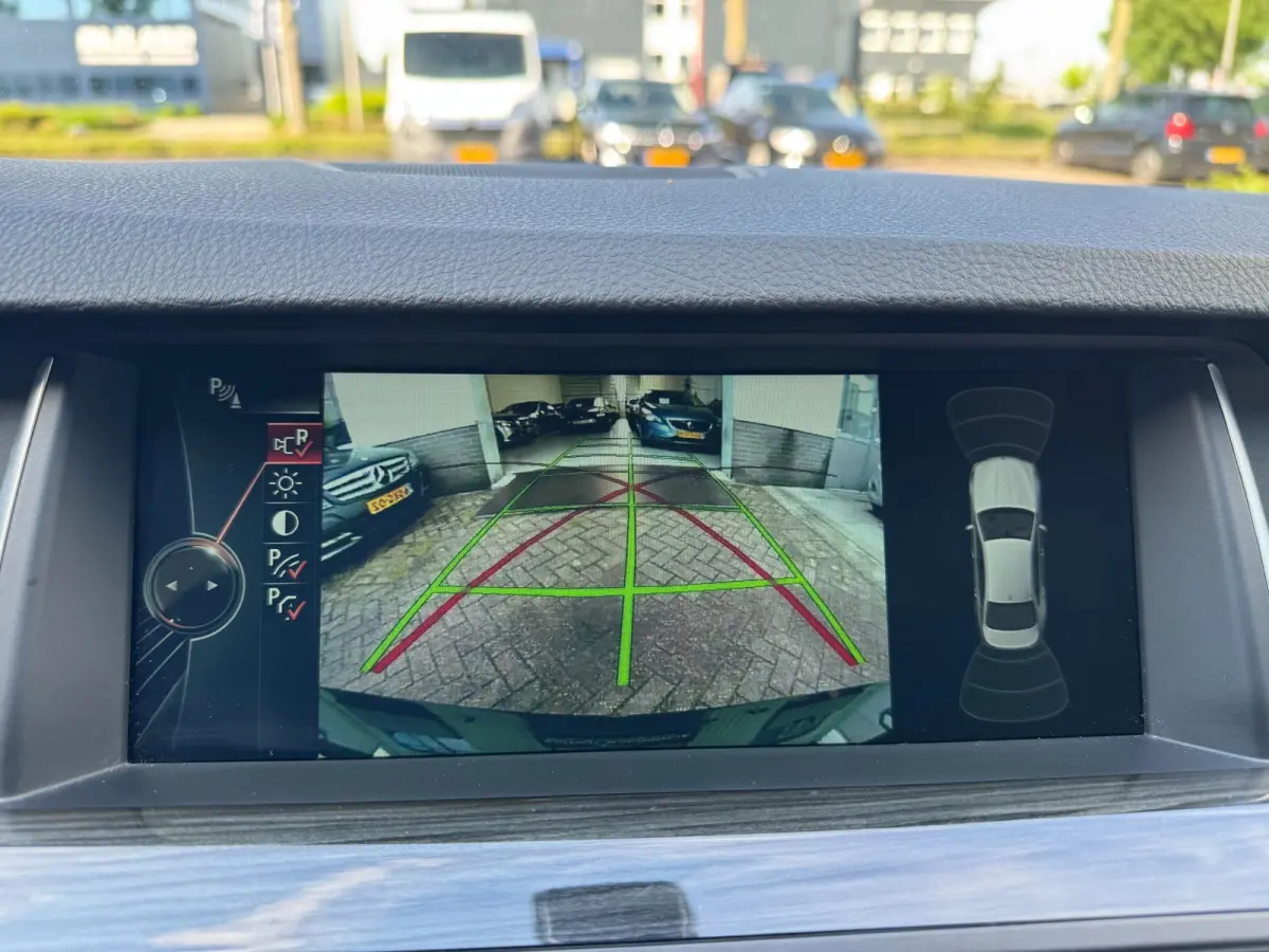 520i Luxury Edition AUTOMAAT!!