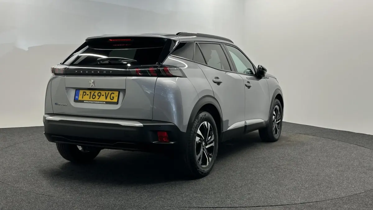 EV Allure Pack 50 kWh 3 FASE 92% SOH CAMERA ECC CRUISE CARPLAY NAVI LM.