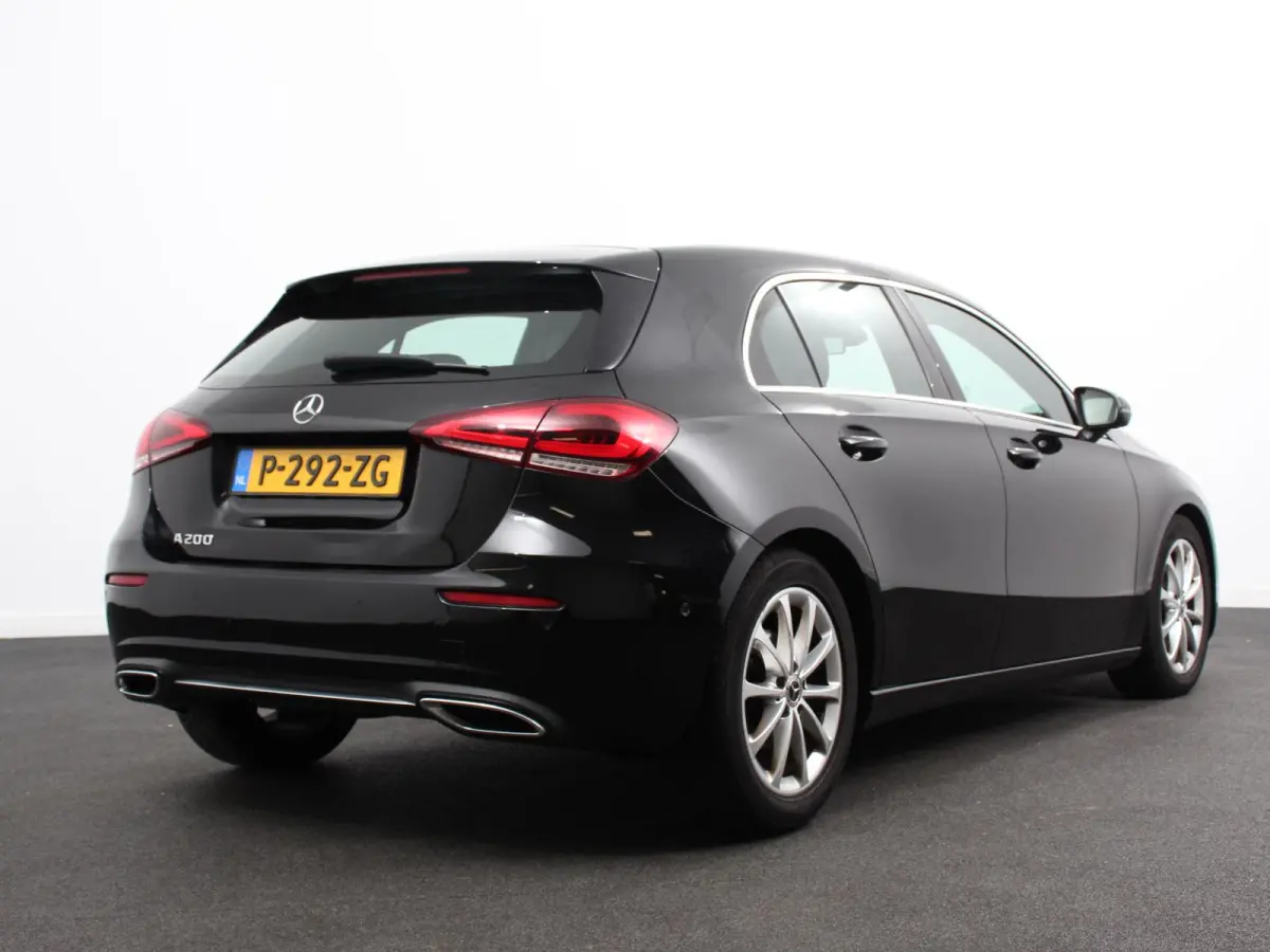 200 163pk Automaat Advantage Proressive Style Navigatie Virtual Cockpit Climate control Half leder Camera Parkeer Sensoren Lichtmetalen Velgen Cruise Control Stoelverwarming