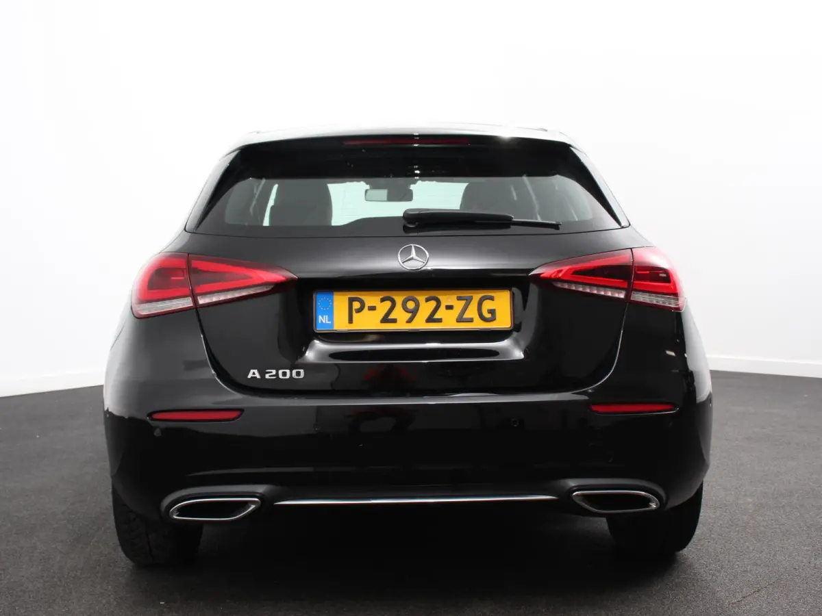 200 163pk Automaat Advantage Proressive Style Navigatie Virtual Cockpit Climate control Half leder Camera Parkeer Sensoren Lichtmetalen Velgen Cruise Control Stoelverwarming