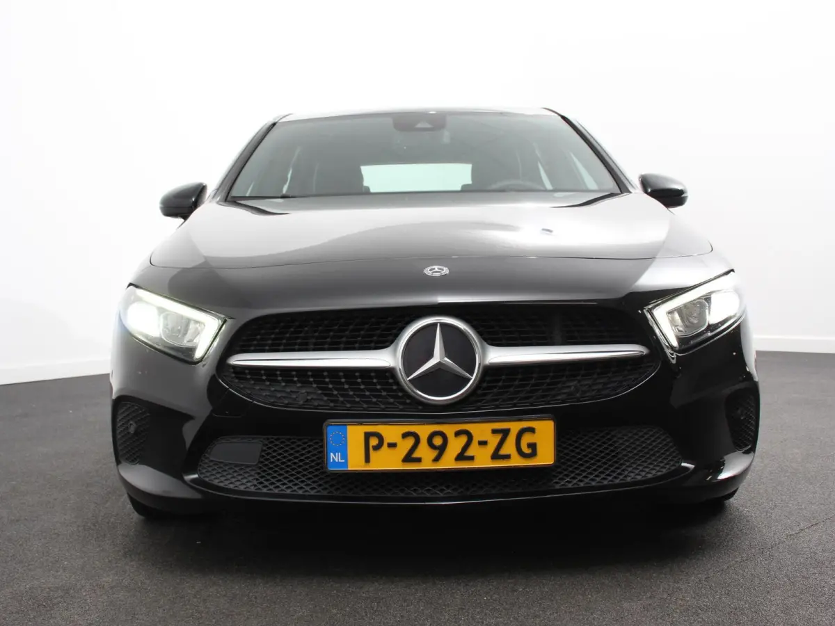 200 163pk Automaat Advantage Proressive Style Navigatie Virtual Cockpit Climate control Half leder Camera Parkeer Sensoren Lichtmetalen Velgen Cruise Control Stoelverwarming