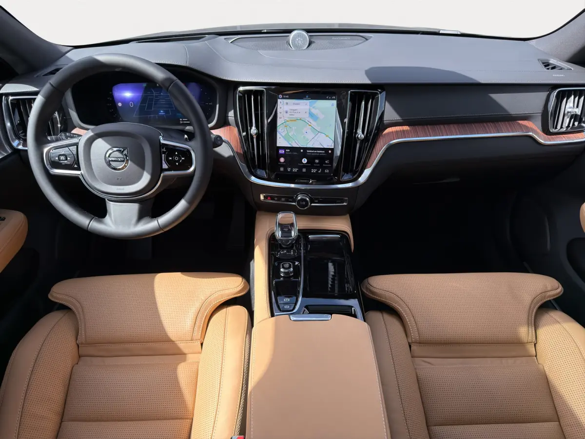 2.0 T6 Plug-in hybrid AWD Ultra Dark Bowers & Wilkins | Massagestoelen | Gelamineerde ruiten | | Audio installatie high end | Buitenspiegels elektrisch verstel- en verwarmbaar | Cruise contr